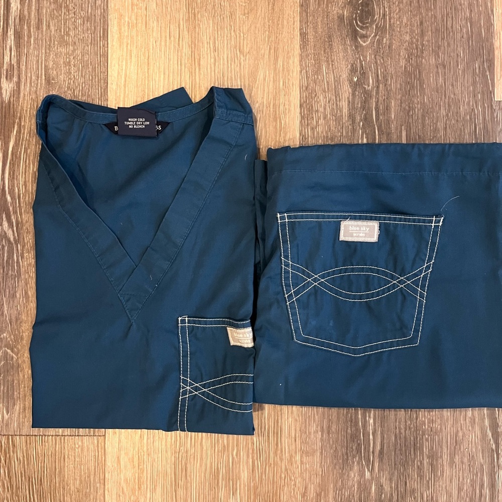 Blue Sky scrubs XXS set